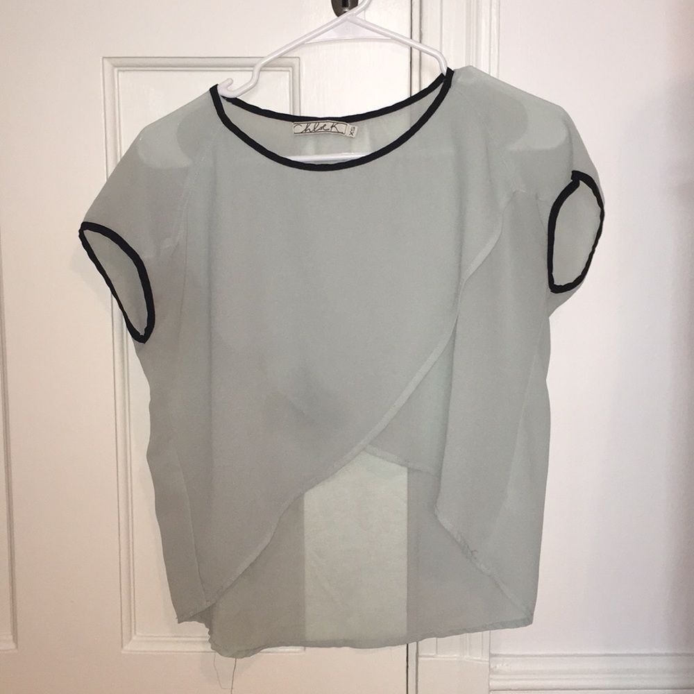 Tee shirt
